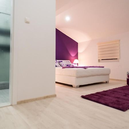 Purple Rooms モスタル エクステリア 写真