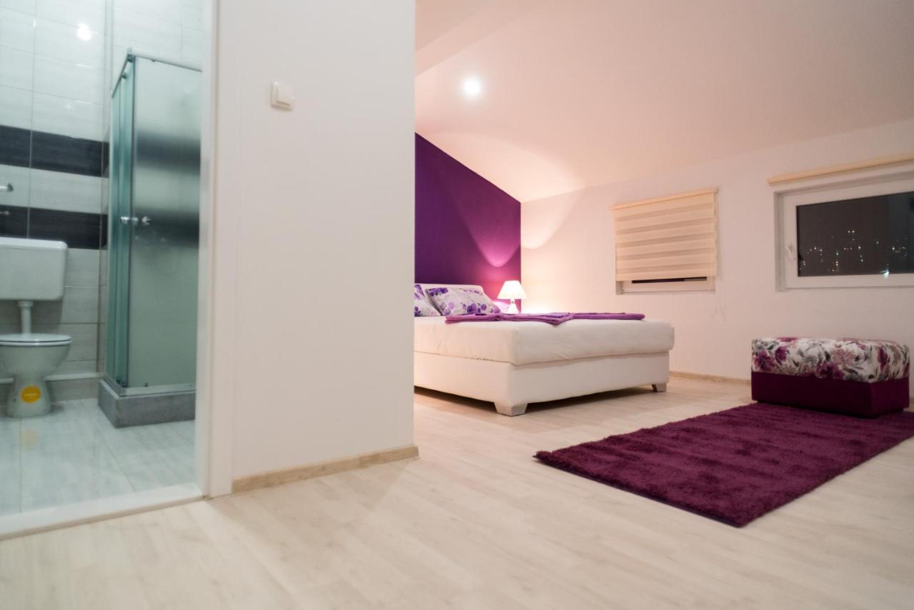Purple Rooms モスタル エクステリア 写真