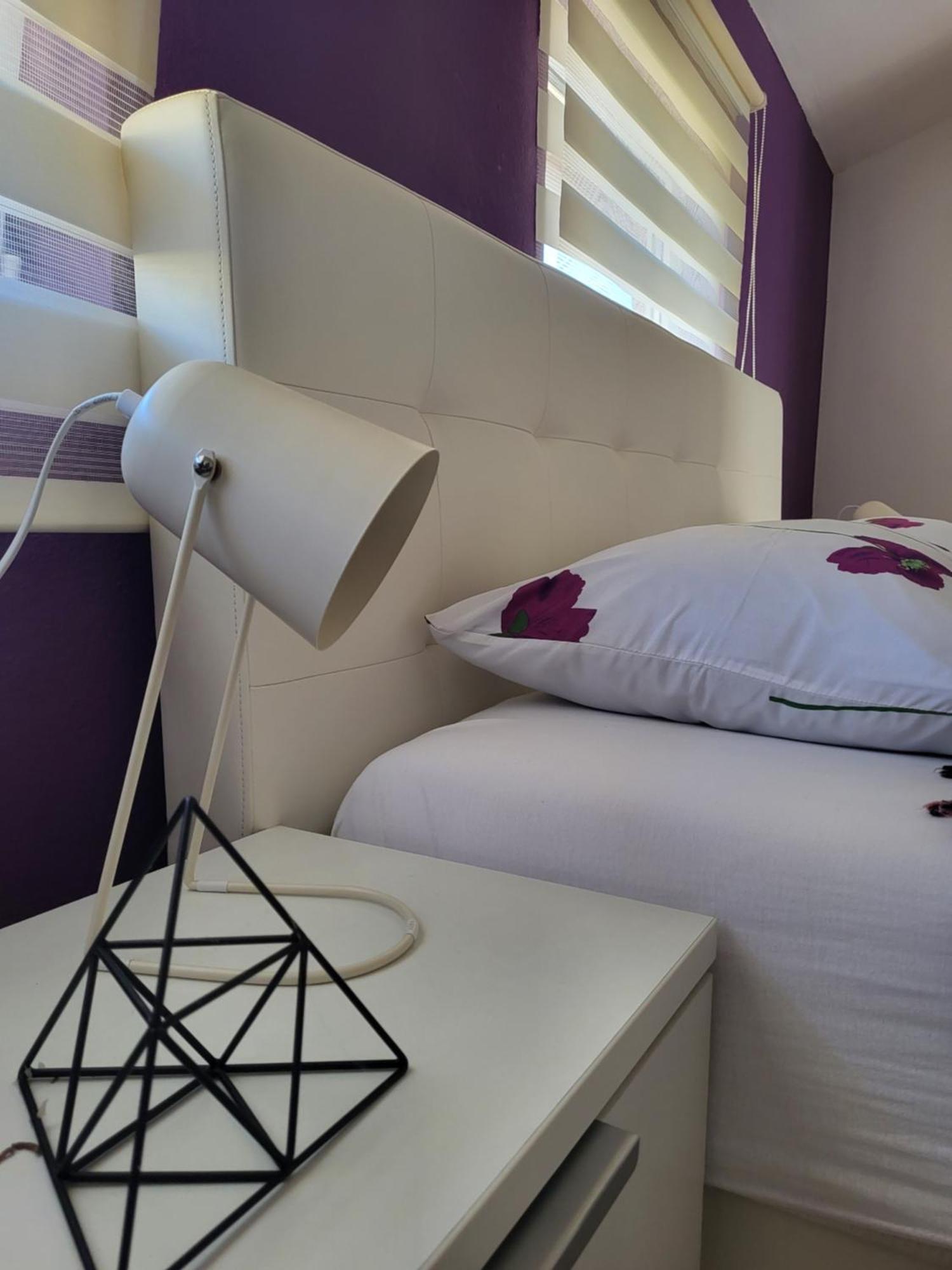 Purple Rooms モスタル エクステリア 写真